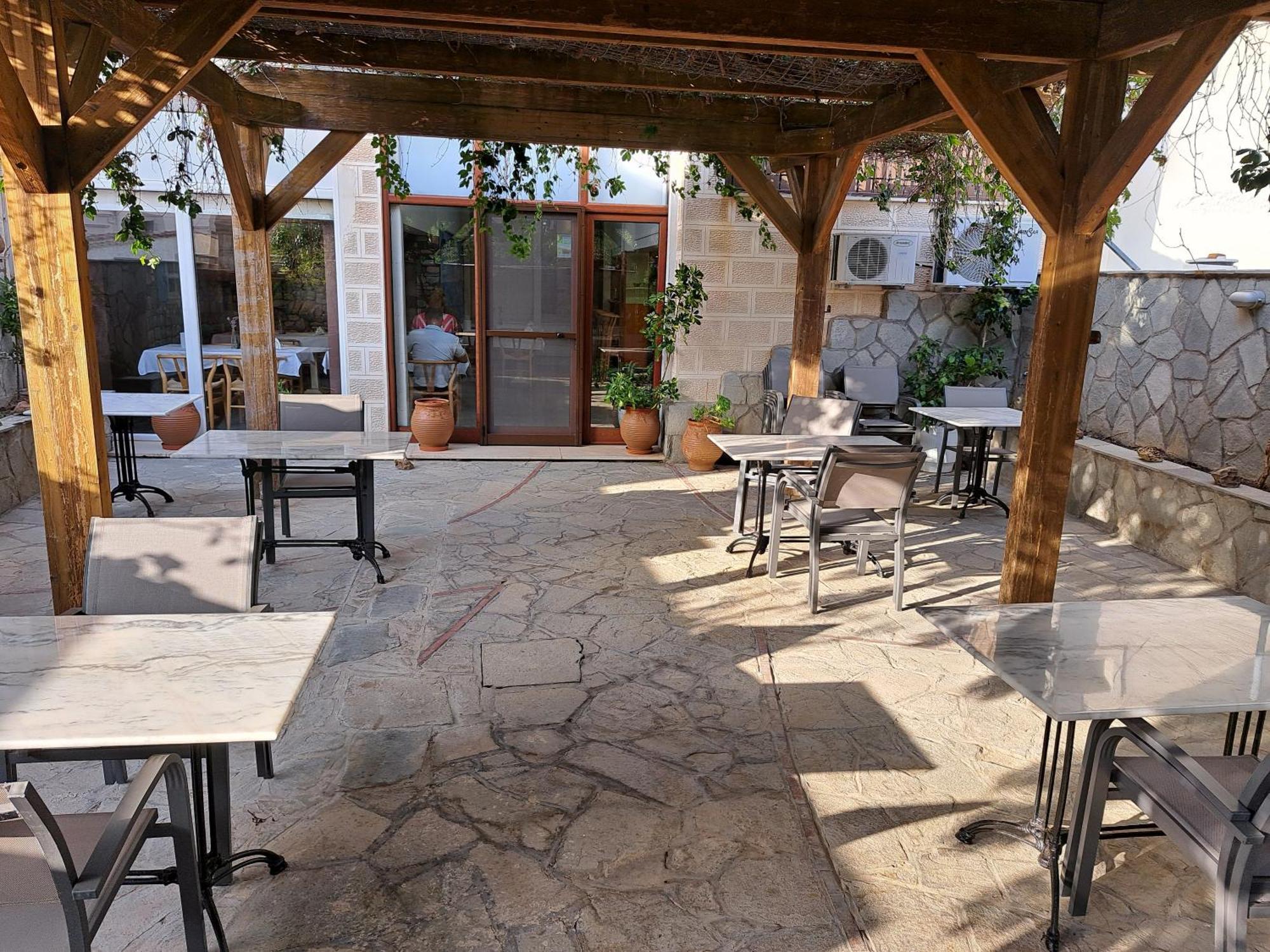 Hotel Astron Myrina Exterior photo